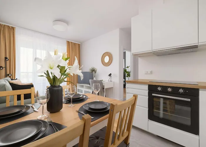 Apartamenty Urban Sunset W Katowicach, Blisko Spodka I Parku Z Parkingiem, Klimatyzacja I Balkonem By Noclegi Renters
